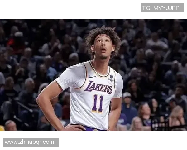 10月3日热火对湖人精彩对决视频直播全程回顾与分析