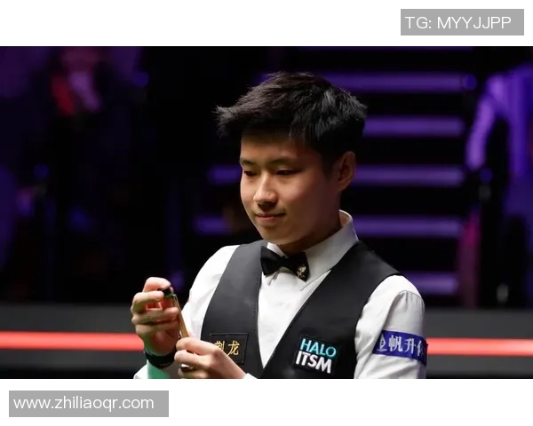 丁俊晖飞吻观众，国锦赛16强我国5人，赵心童迎德比第三场